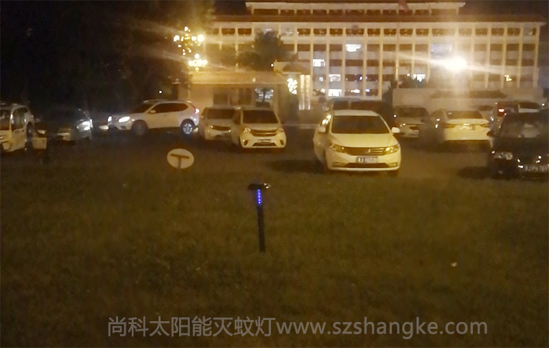 戶(hù)外效果最好的滅蚊器是太陽(yáng)能滅蚊燈