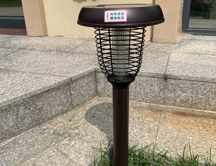 倉(cāng)庫滅蚊燈是裝在門外還是門內(nèi)